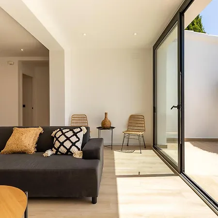 Casa Aloha Goertz Con Amarre Y Piscina - Hisp-288-67 Empuriabrava