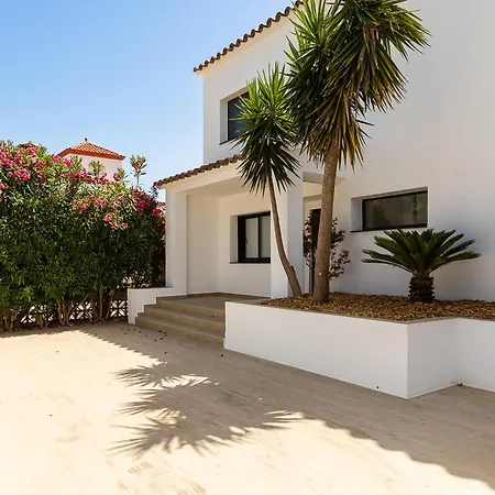 Casa Aloha Goertz Con Amarre Y Piscina - Hisp-288-67 Holiday home Empuriabrava